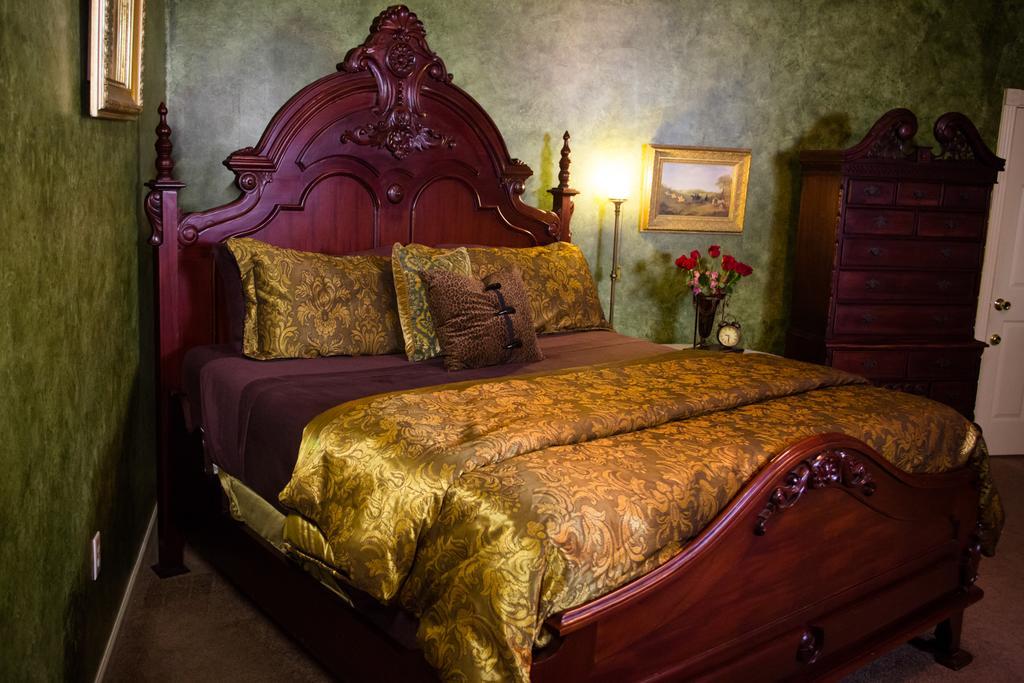 Mosheim Mansion Bed & Breakfast Сегиин Стая снимка